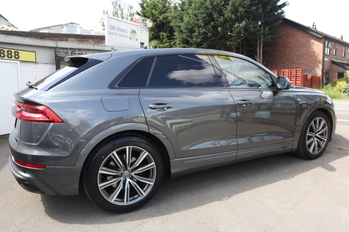2025 Audi Q8