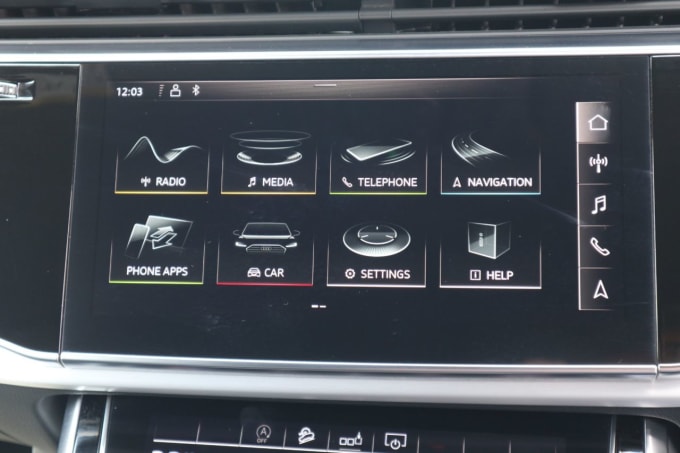 2025 Audi Q8