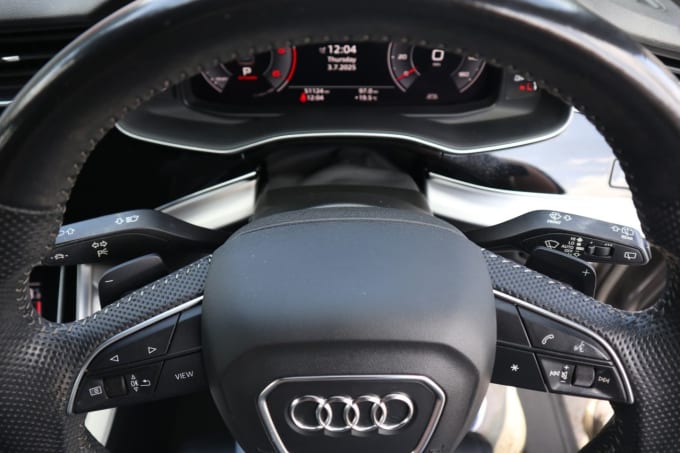 2025 Audi Q8
