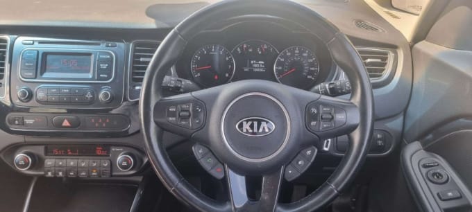 2025 Kia Carens