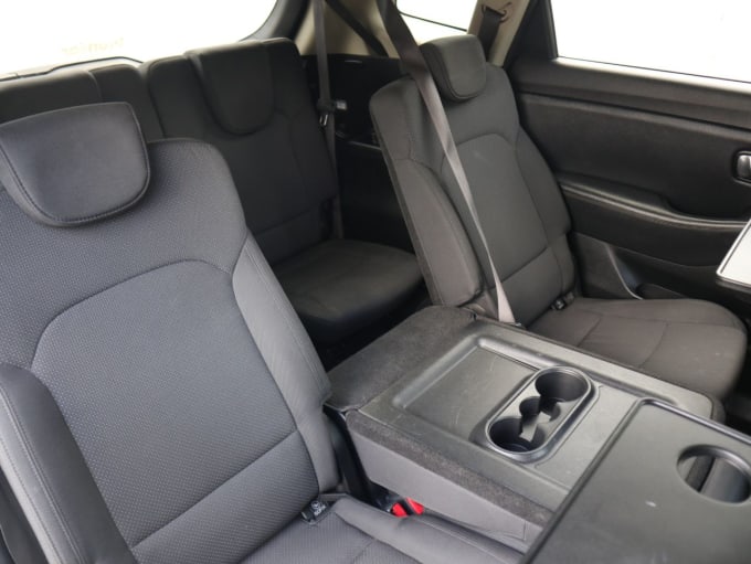 2025 Kia Carens