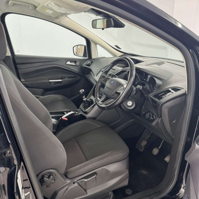 2025 Ford C-max