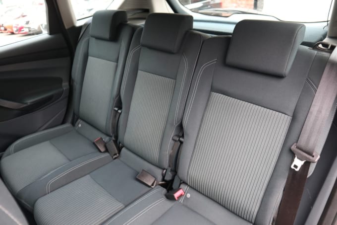 2025 Ford C-max
