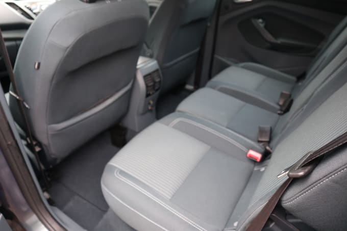 2025 Ford C-max