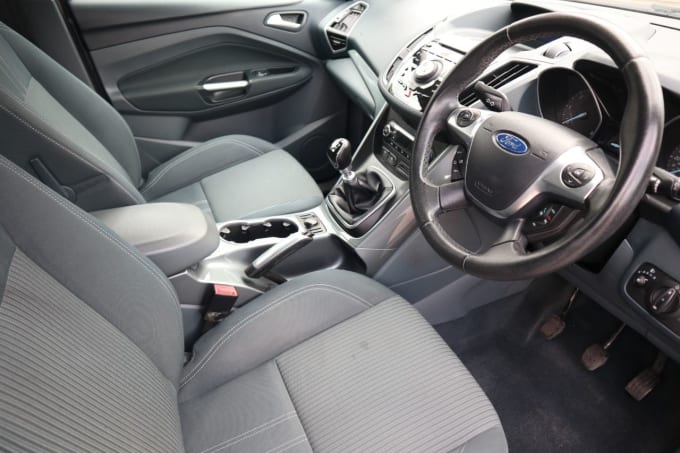 2025 Ford C-max
