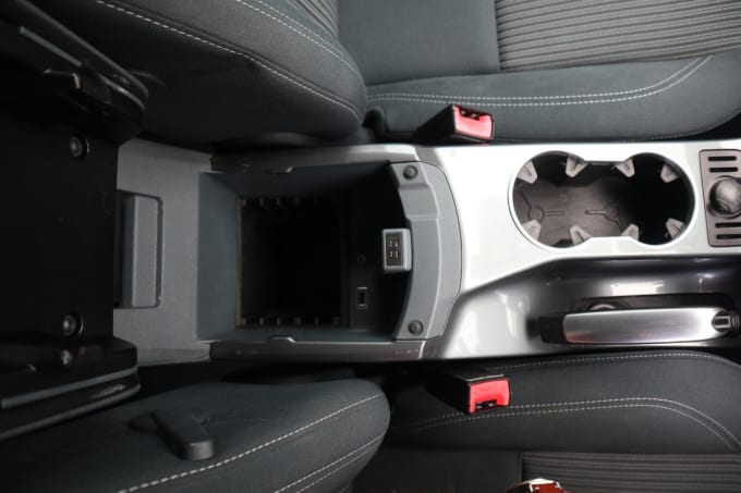 2025 Ford C-max