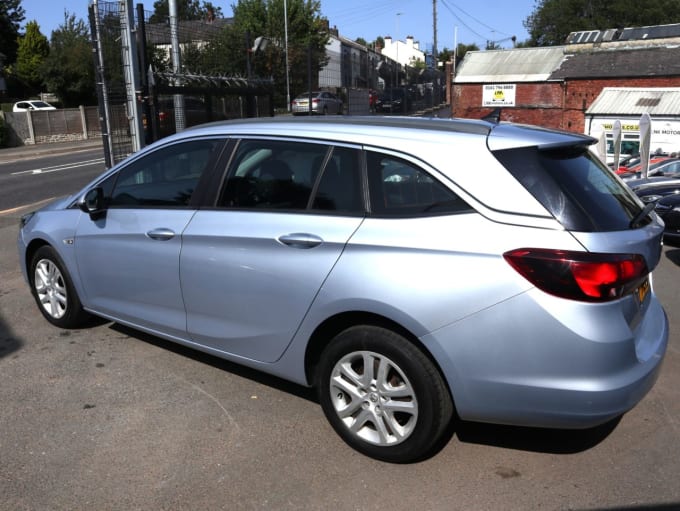 2025 Vauxhall Astra