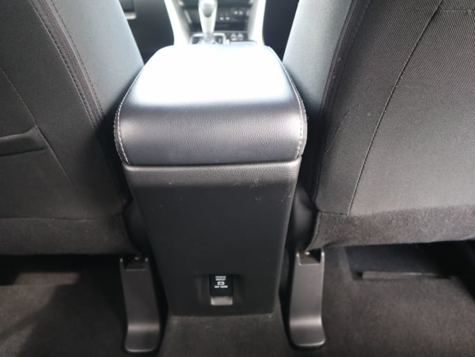 2025 Mitsubishi Eclipse Cross