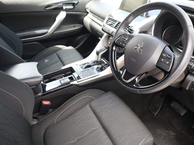 2025 Mitsubishi Eclipse Cross