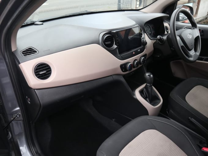 2025 Hyundai I10
