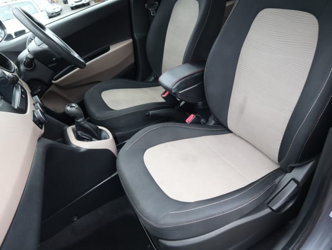 2025 Hyundai I10
