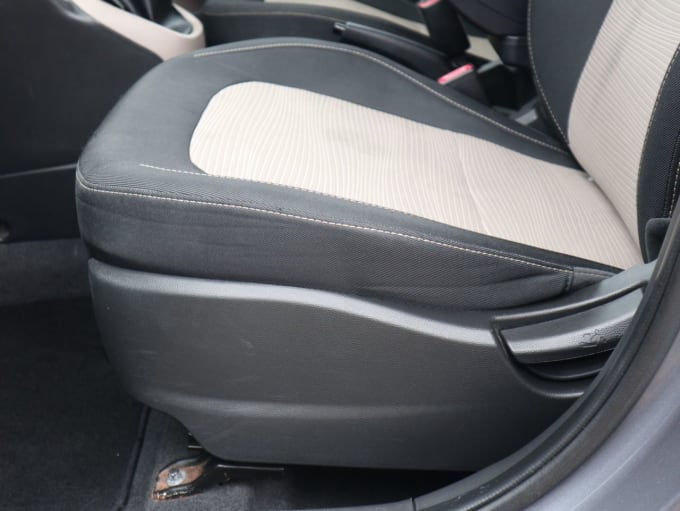 2025 Hyundai I10