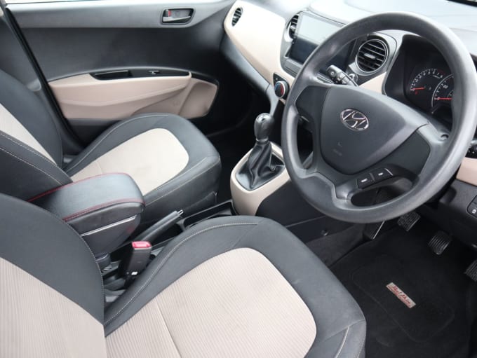 2025 Hyundai I10