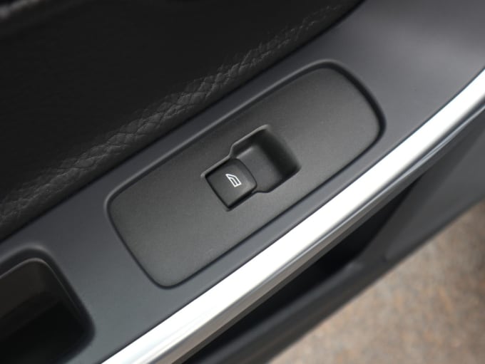 2025 Volvo S60
