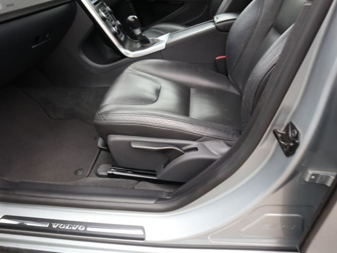 2025 Volvo S60
