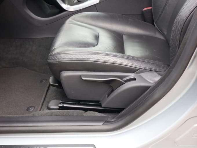 2025 Volvo S60