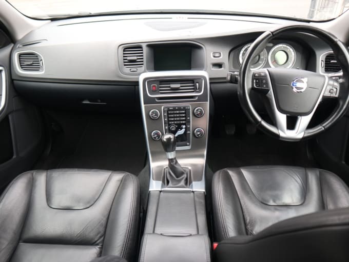 2025 Volvo S60