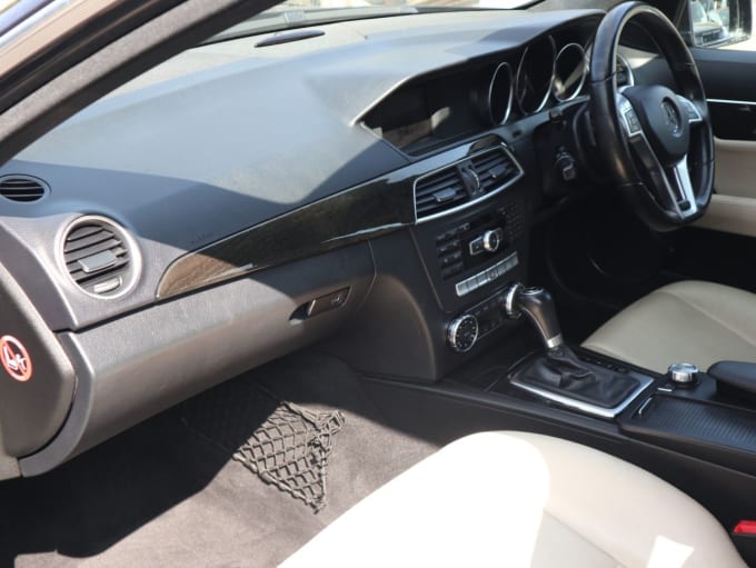 2025 Mercedes-benz C-class