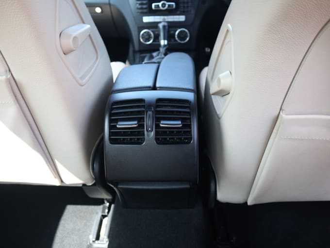 2025 Mercedes-benz C-class