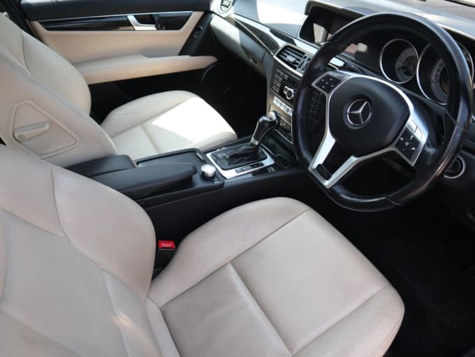 2025 Mercedes-benz C-class