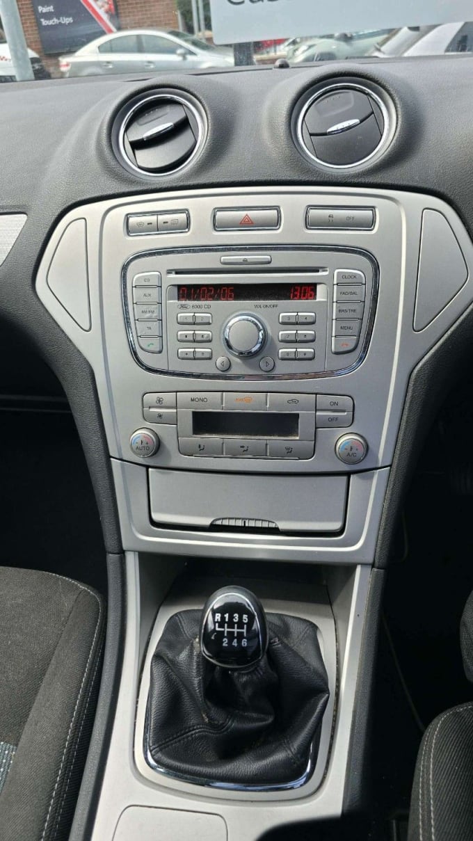 2025 Ford Mondeo