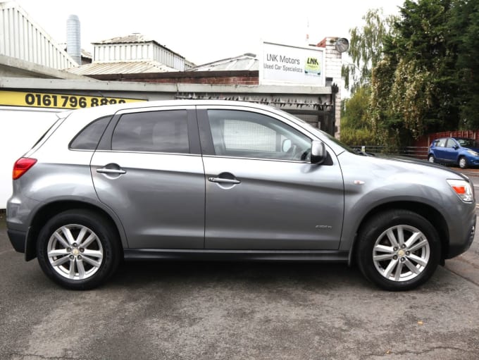 2025 Mitsubishi Asx