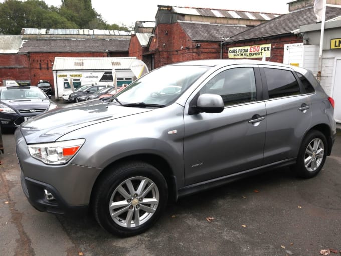 2025 Mitsubishi Asx