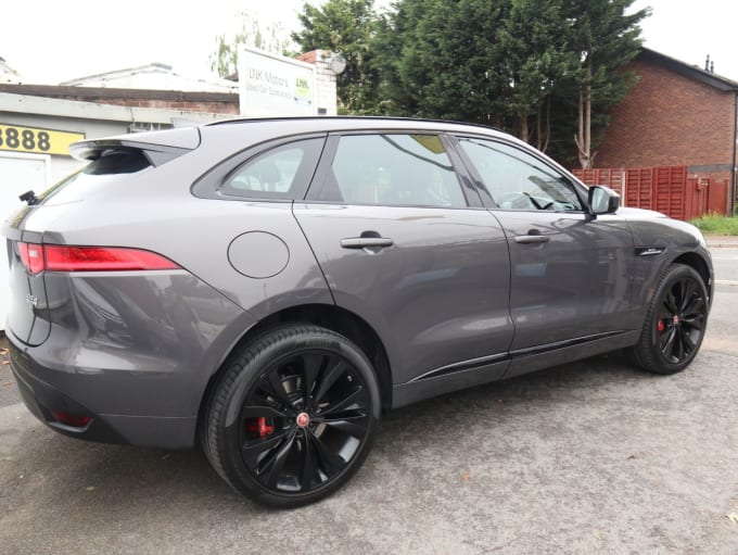2016 Jaguar F-pace