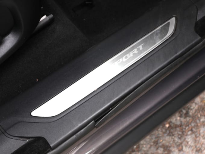 2016 Jaguar F-pace