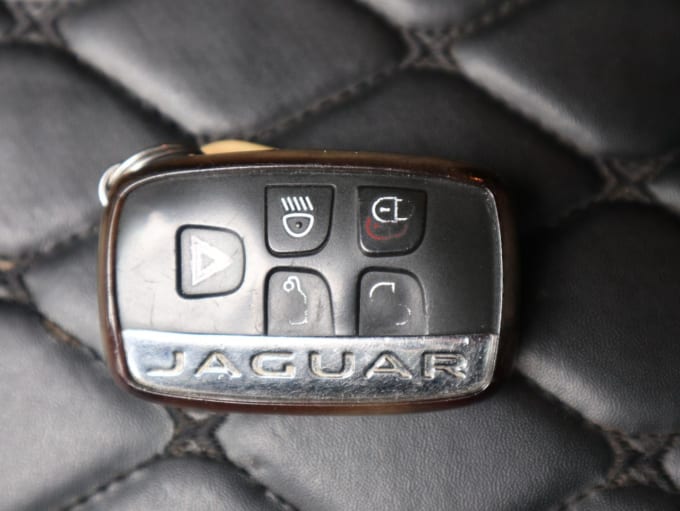 2016 Jaguar F-pace