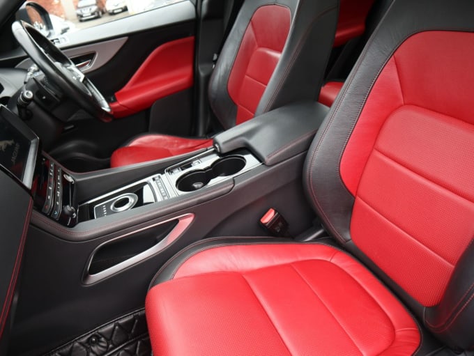 2016 Jaguar F-pace