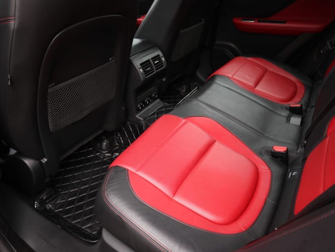 2016 Jaguar F-pace