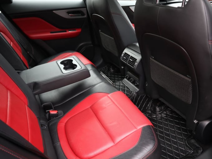 2016 Jaguar F-pace