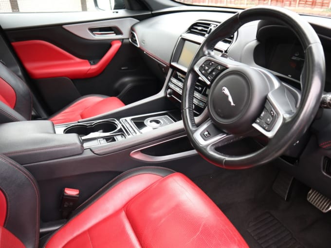 2016 Jaguar F-pace