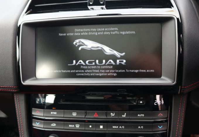 2016 Jaguar F-pace