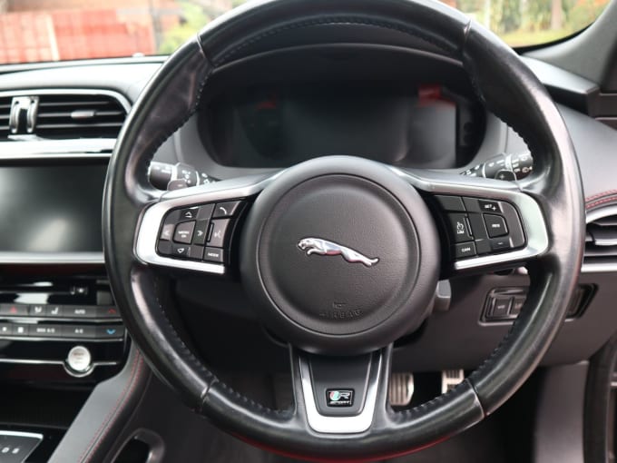 2016 Jaguar F-pace