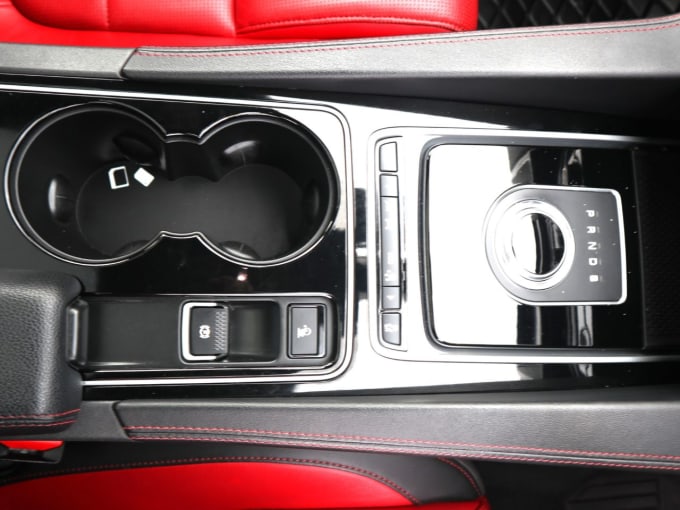 2016 Jaguar F-pace