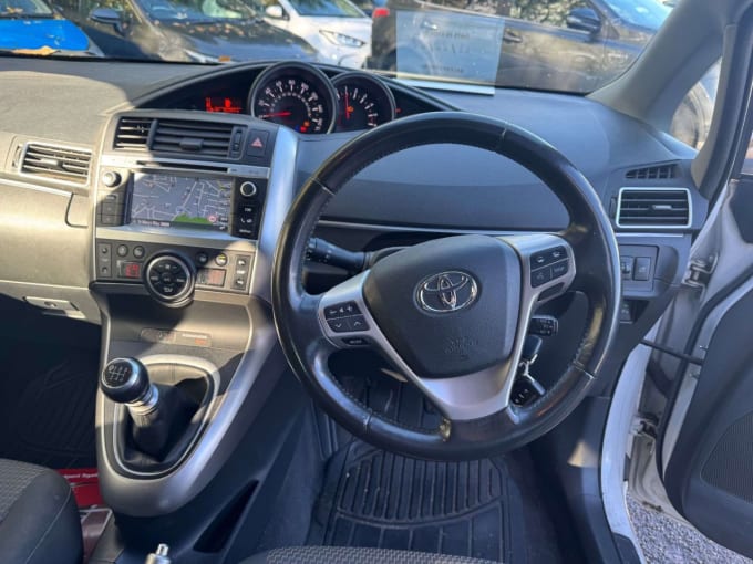 2014 Toyota Verso
