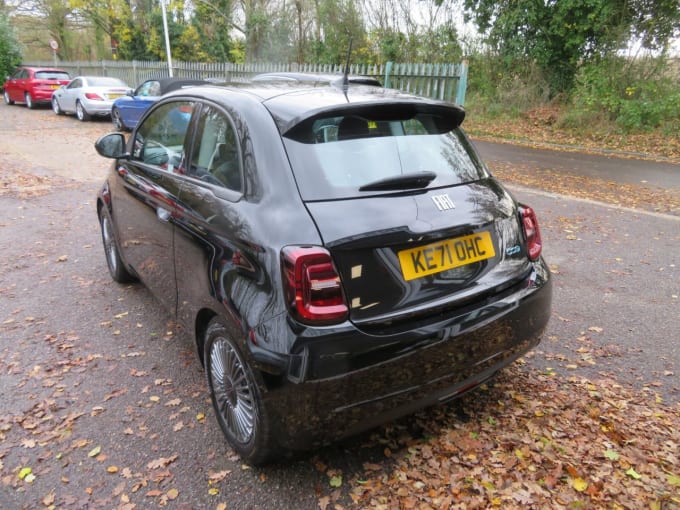 2025 Fiat 500e