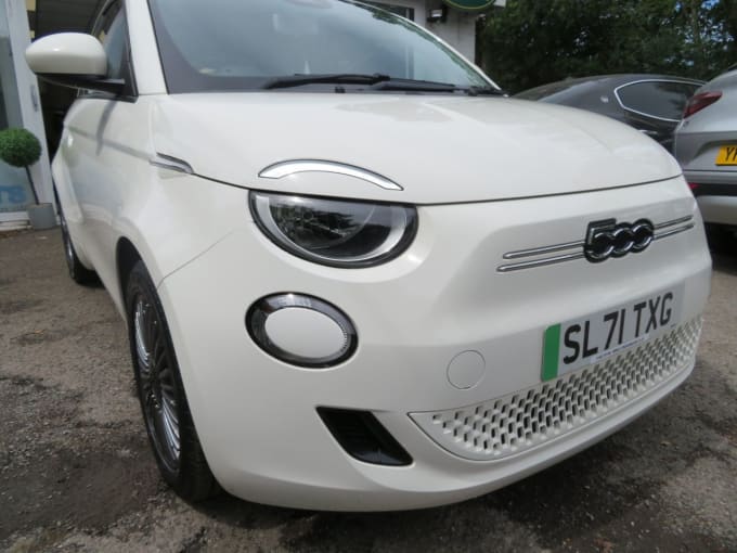 2025 Fiat 500e