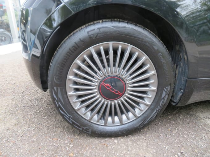 2025 Fiat 500e