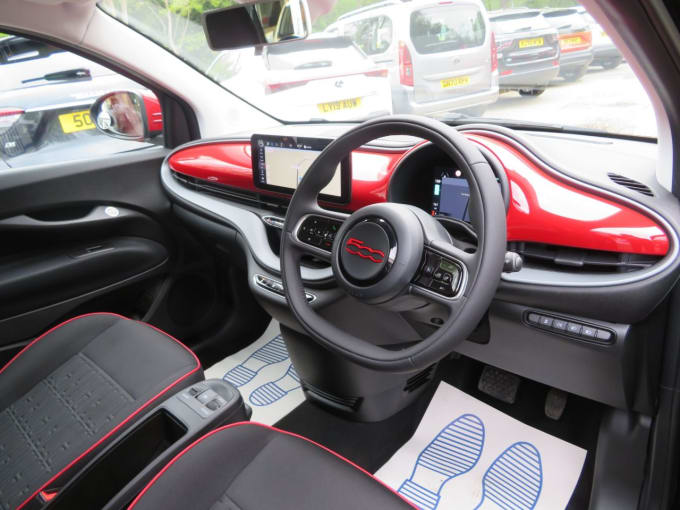 2025 Fiat 500e