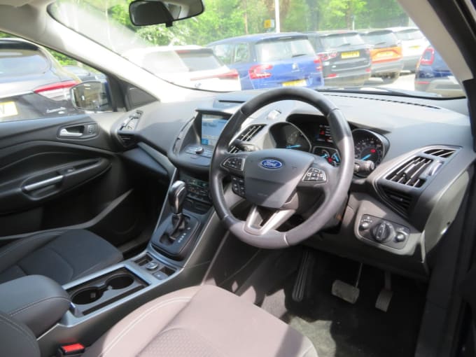 2025 Ford Kuga