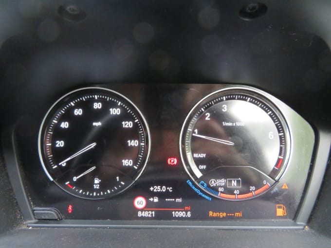 2025 BMW X1