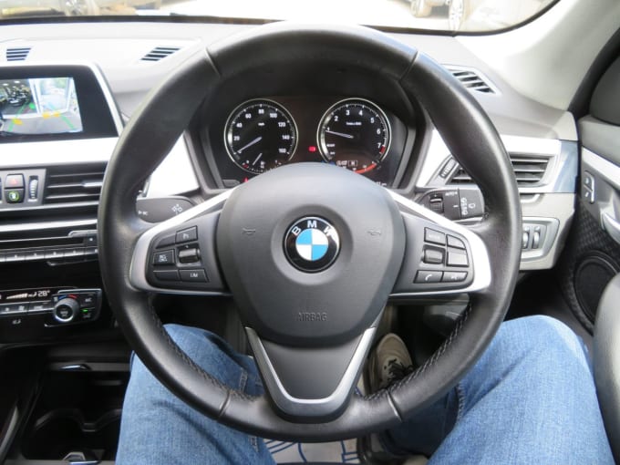 2025 BMW X1