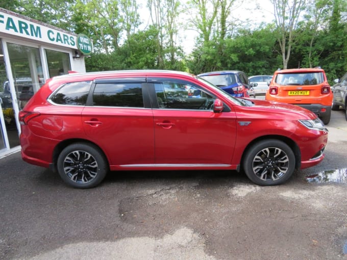 2025 Mitsubishi Outlander