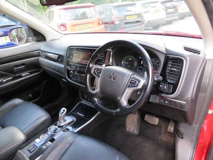 2025 Mitsubishi Outlander