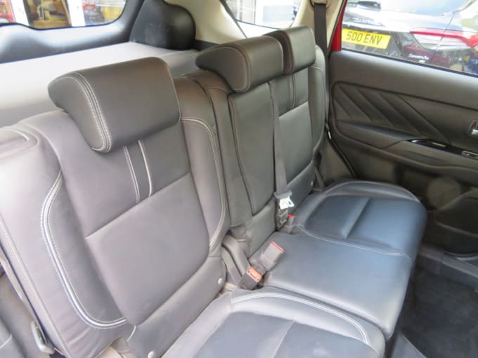 2025 Mitsubishi Outlander