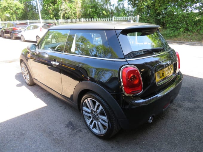 2025 Mini Hatch