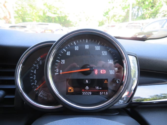 2025 Mini Hatch